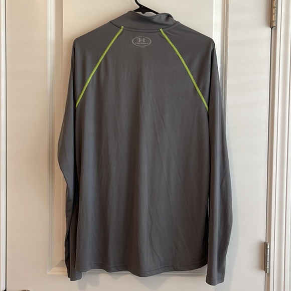 Mens Under Armor Run quarter zip pull over - Picture 5 of 5